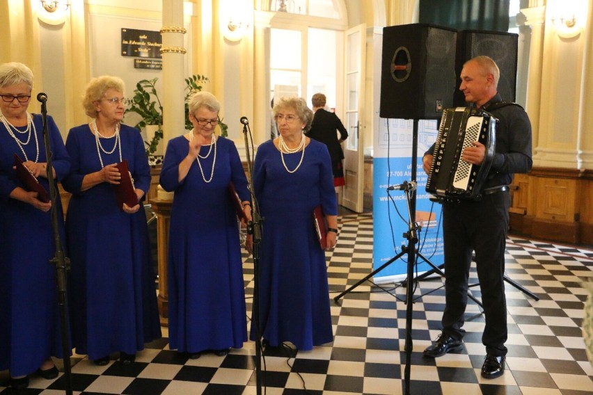 Przegląd Artystycznego Ruchu Seniorów "O Zegar Czasu" w...