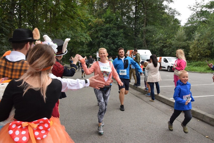 Biegniemy z Mają w Bielsku-Białej, czyli pomaganie na sportowo. Zobacz ZDJĘCIA z rywalizacji ludzi o wielkich sercach