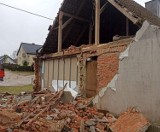 Wichura w powiecie puckim (19.02.2022): silny wiatr zniszczył dom rodziny z Wierzchucina | NADMORSKA KRONIKA POLICYJNA