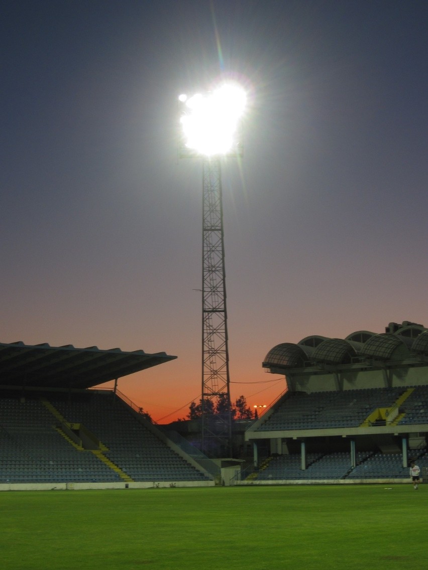 Na tym stadionie Śląsk zagra z Budućnostią (ZDJĘCIA I FILM Z TRENINGU)