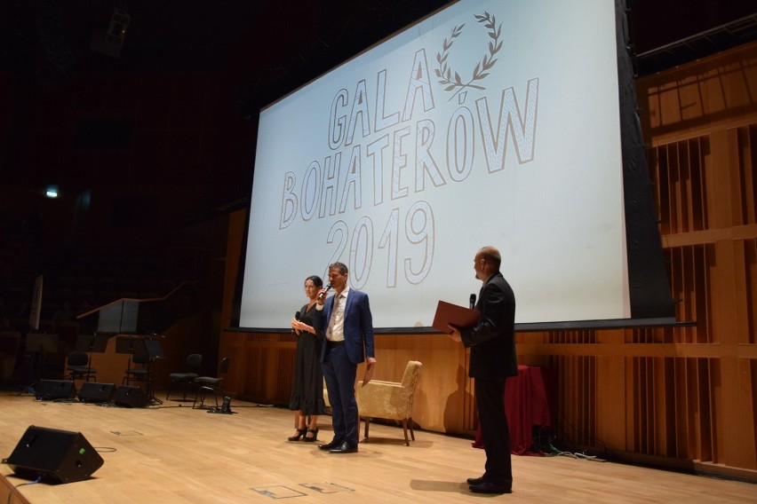 Trzecia Gala Bohaterów. W Filharmonii Bałtyckiej upamiętniono polskich patriotów. Zdjęcia