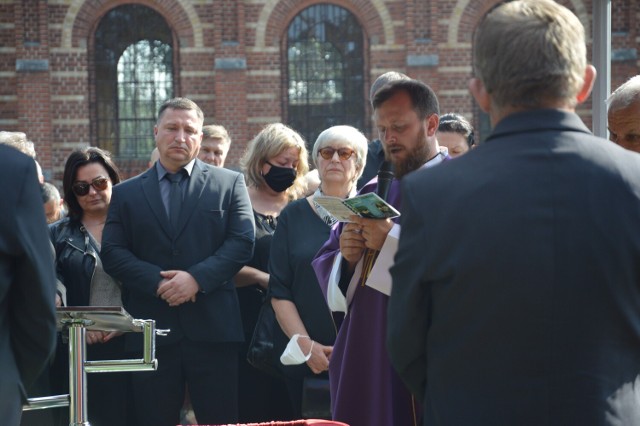 W piątek 3 września 2021 na cmentarzu komunalnym w Żaganiu spoczął Gustaw Lis. Miał 75 lat