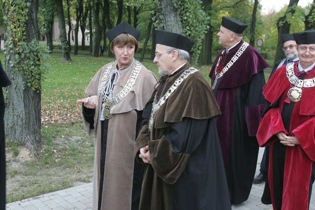 Orszak i wręczenie indeksów na inauguracji roku Uniwersytetu Śląskiego [ZDJĘCIA]