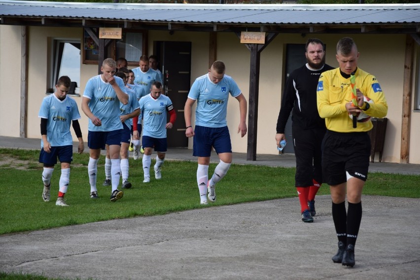 Słupska Klasa Okręgowa Sokół Wyczechy - Start Miastko 4:1. Zdjęcia