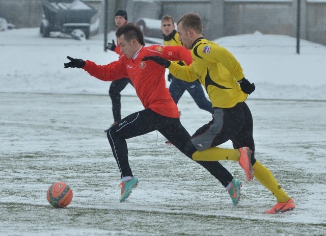 Widzew Łódź pokonał Tur Turek 2:1.