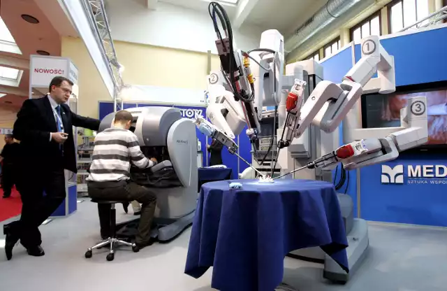 Pokaz możliwości robota da Vinci
