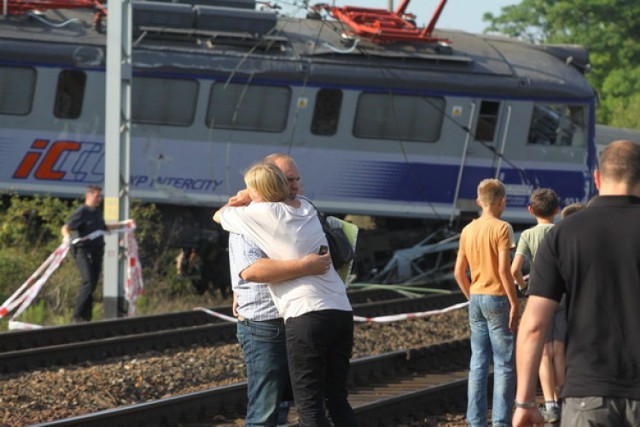 Pociąg relacji Warszawa Wschodnia - Katowice wykoleił się na stacji Baby w sierpniu 2011 roku