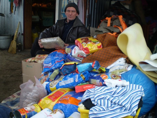 Waldemar Grzęda i góra darów od Czytelników Kuriera