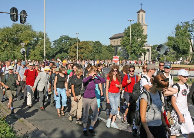 Zapisy na pielgrzymki w większości parafii już się rozpoczęły