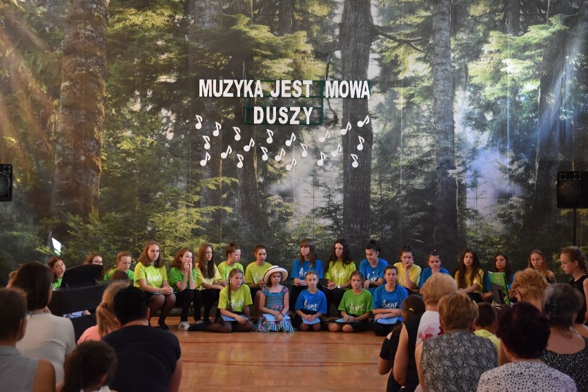 Koncert szkolny 2019 w Szkole Podstawowej nr 1 w Żninie [zdjęcia, wideo]