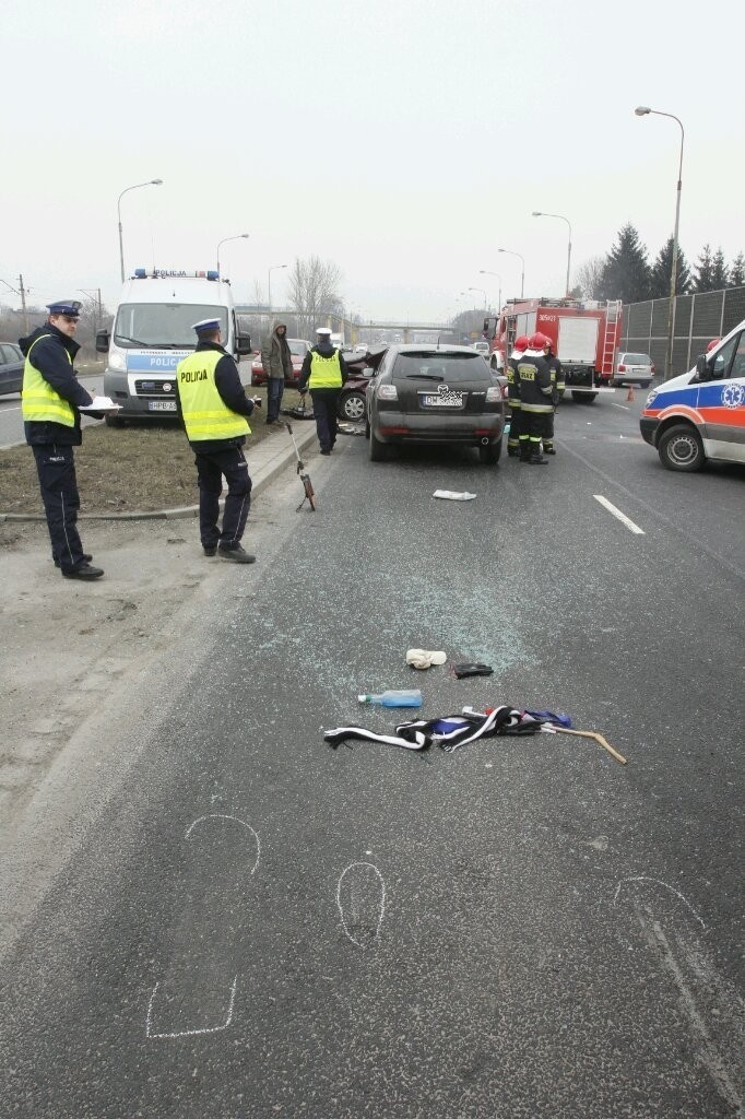 Wrocław: Tragiczny wypadek na al. Sobieskiego. Jedna osoba zginęła, 5 rannych (ZDJĘCIA)