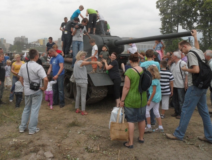 Pojedynek Ordona z Ewą. Pierwszy sprawdzian bojowy czołgu ze Sztygarki [ZDJĘCIA]