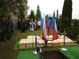Łomża/ Nowogród. Po ponad stu latach żołnierze zostali uroczyście pochowani [ZDJĘCIA]