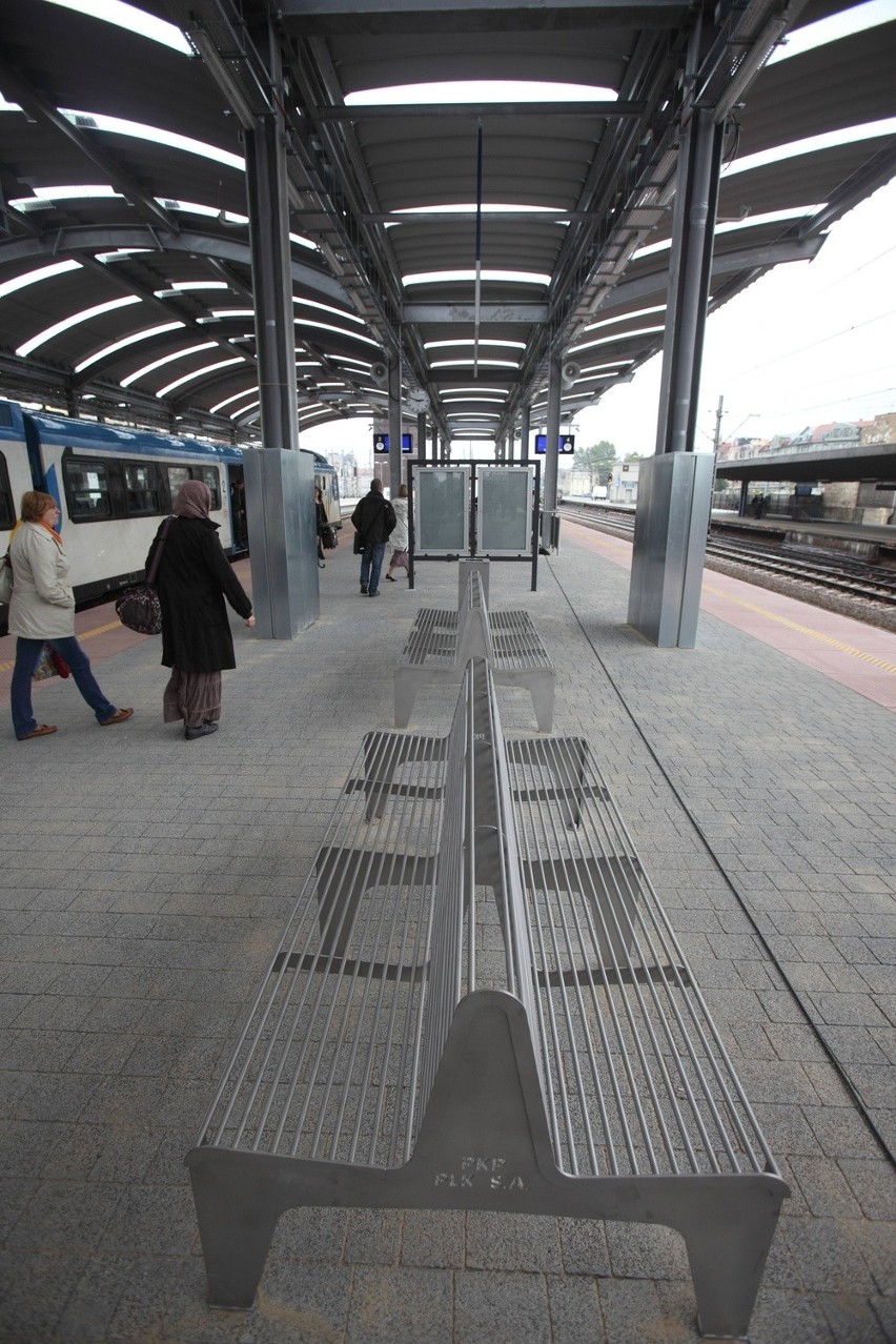 Budowa dworca w Katowicach: Zobacz perony i przejścia podziemne [ZDJĘCIA i WIDEO]