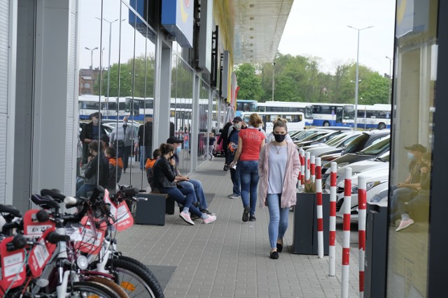 Od poniedziałku wszystkie sklepy w galerii Stop Shop przy ul. Przeładunkowej działają.