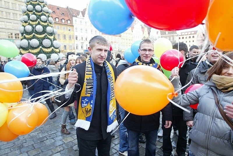 Wrocław: Polonez dla Fredry na Rynku (ZDJĘCIA, FILMY)