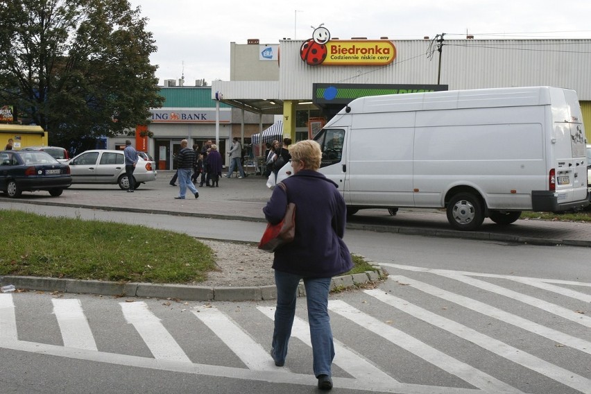 Mój Reporter: Wyjście z Biedronki wprost na ulicę pod samochody