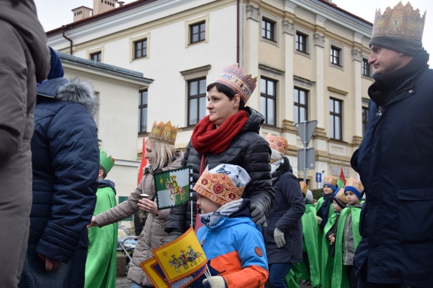 Orszak Trzech Króli w Zamościu. W pochodzie wzięły udział...