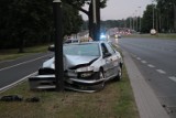 Kierowca bez prawa jazdy spowodował wypadek na al. Włókniarzy [ZDJĘCIA]