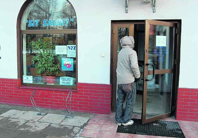Drzwi apteki Sit Saluti od stycznia otwierają się tylko w dzień