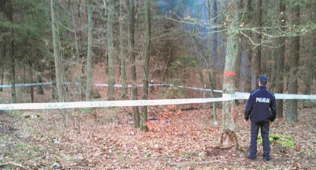Policjanci odnaleźli ciało 23-letniej Kamili. Było zakopane w lesie koło Żukowa   