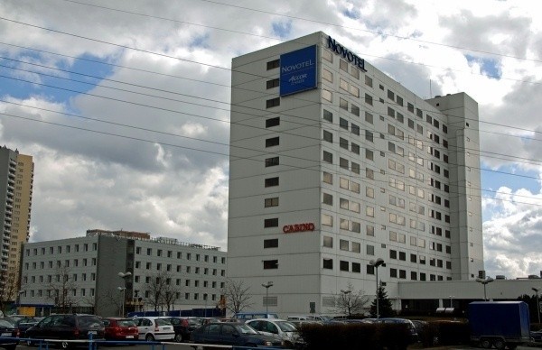 Hotel Novotel (kiedyś Warszawa)