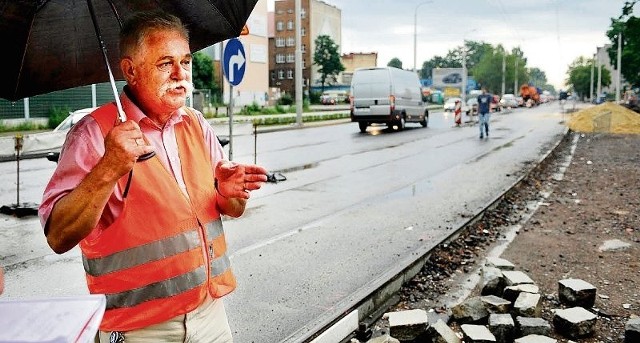 Jan Buzalewicz z Wrocławskich Inwestycji ma pretensje do firmy prowadzącej remont