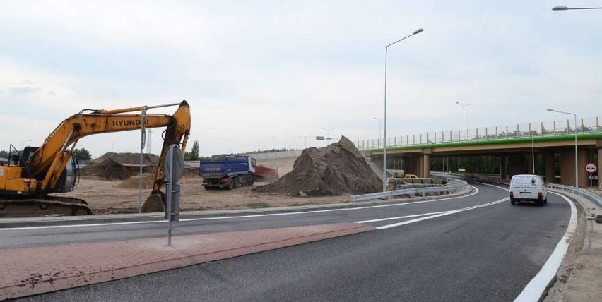 Poznań: Nowy wiadukt w Antoninku gotowy [ZDJĘCIA]