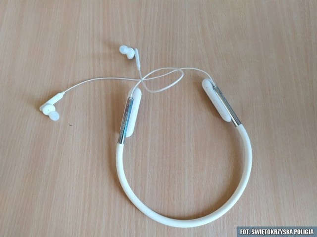 Przy podejrzanym o rozbój policjanci znaleźli kradzione słuchawki