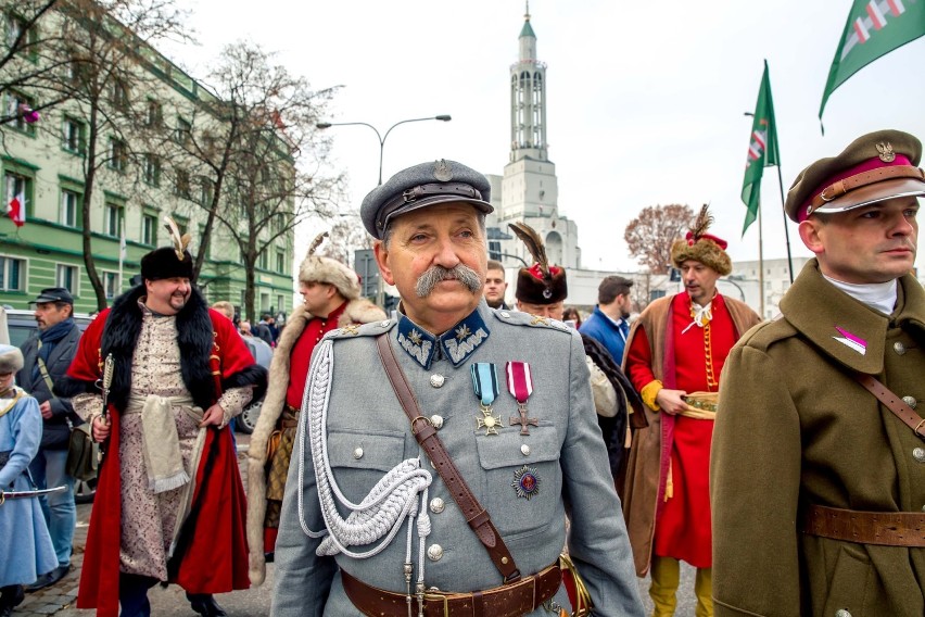 Trasa tegorocznego marszu wiodła spod kościoła św. Rocha...