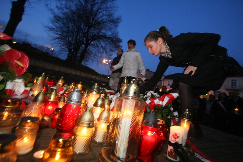 Piotrków: 10. rocznica katastrofy smoleńskiej. Tak...