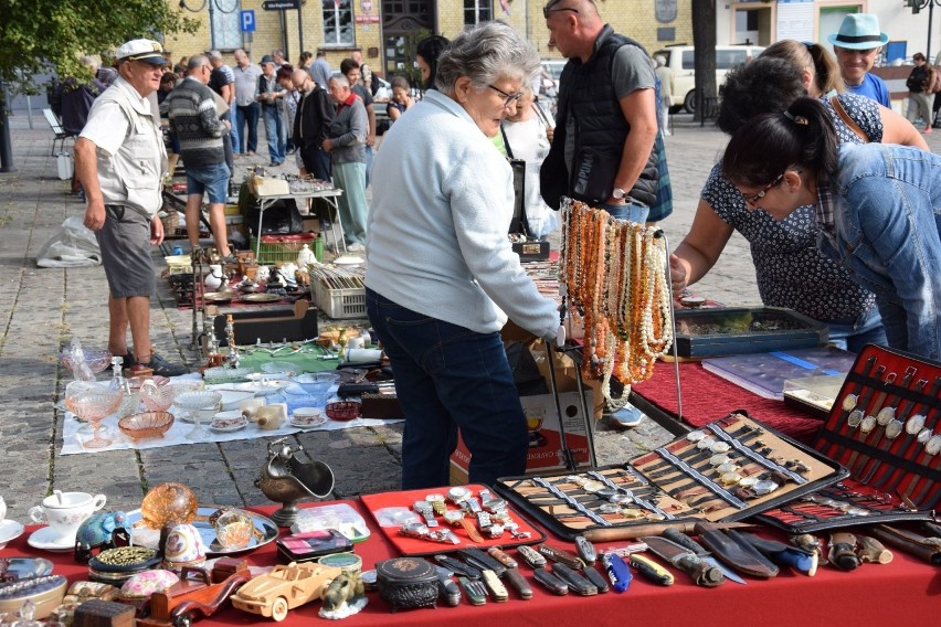 Jarmark na Dużym Rynku w Świeciu odwiedziły tłumy mieszkańców [zdjęcia]