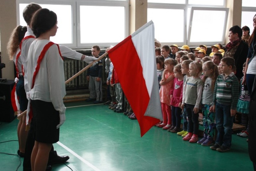 Nowy Dwór Gdański. Gala konkursu Święto Flagi Narodowej