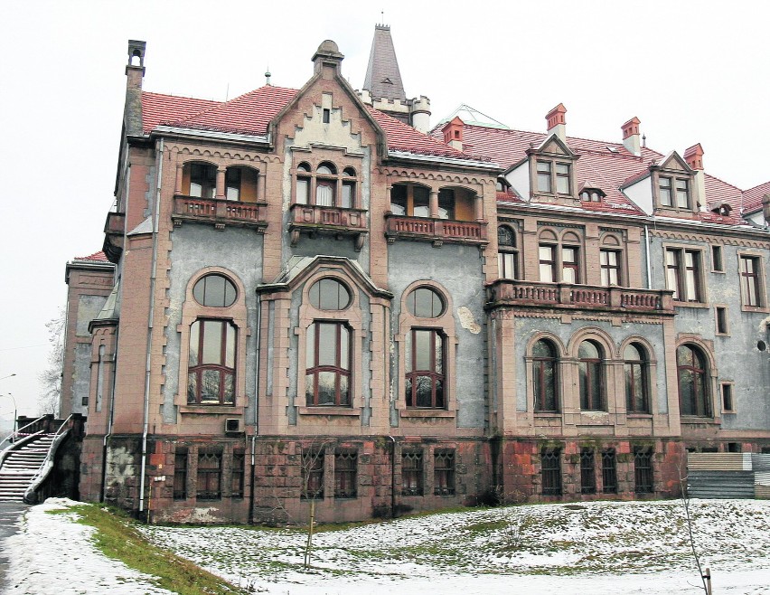 Budowę obecnej siedziby sądu zakończono w 1903 roku