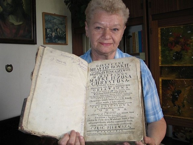 Helena Samsonowska zadbała o księgę