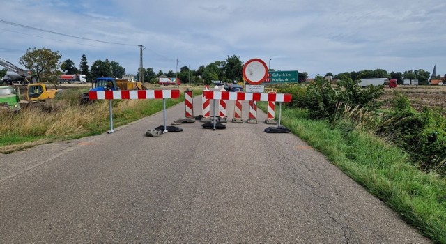 W środę wieczorem (9 sierpnia) na skrzyżowaniu DK 22 z drogami powiatowymi do Bystrza i Kończewic pojawiły się zapory drogowe.