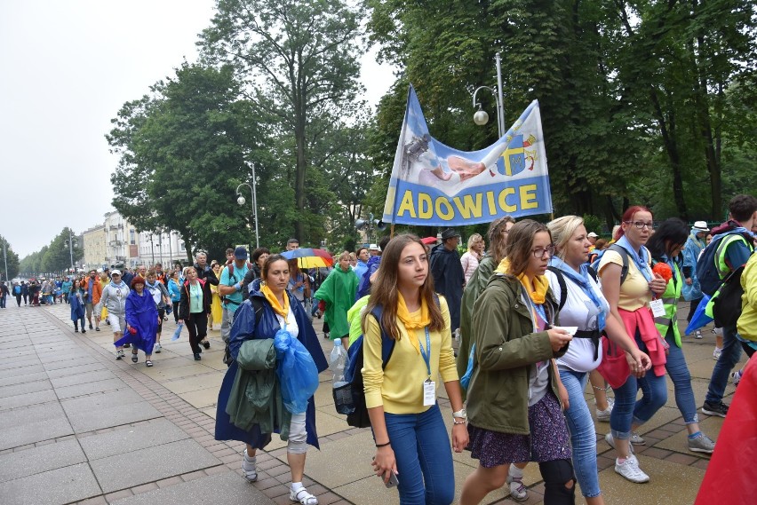 Pielgrzymka wadowicka dotarła na Jasną Górę ZDJĘCIA