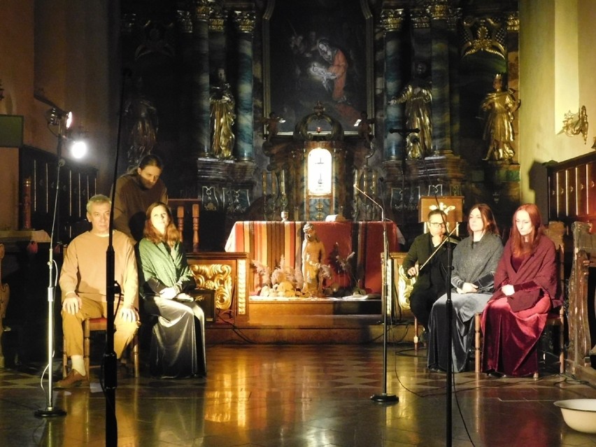 KOBYLIN: Niezwykłe przedstawienie w Sanktuarium pw. św. Matki Bożej przy Żłóbku [FOTOGALERIA]