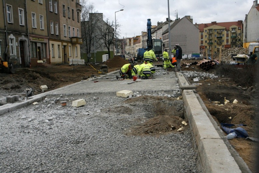 Trwa przebudowa Placu Sybiraków w Legnicy