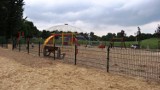Park Kasprowicza w Poznaniu - Coraz więcej atrakcji na placu zabaw 