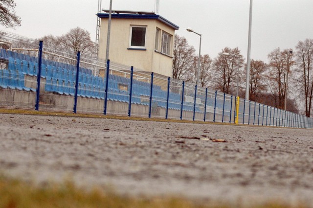 Co się dzieje na stadionie w Wolsztynie