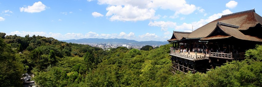 Samochodem z Krakowa do Tokio: &quot;Jesteśmy w Tokio&quot; [ZDJĘCIA]