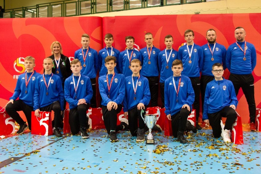 Junior Hurtap Łęczyca brązowym medalistą Młodzieżowych Mistrzostw Polski U-14 w Futsalu [ZDJĘCIA]