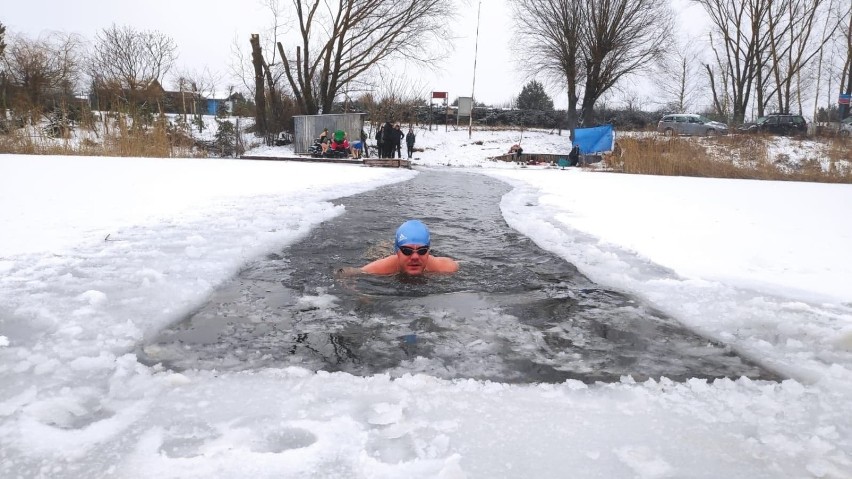 San Swimmers Przemyśl. Poznajcie ludzi od zimowego pływania [ZDJĘCIA, WIDEO]