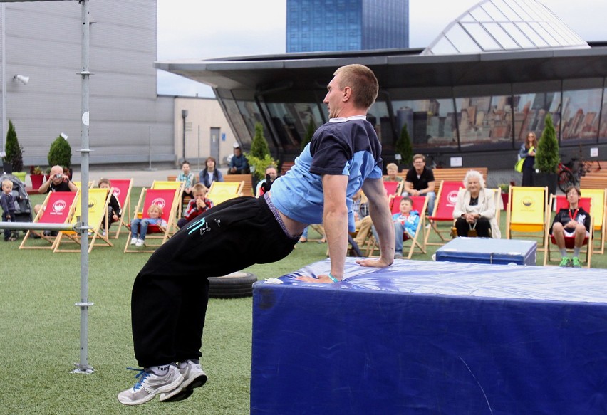 Parkour na dachu Galerii Łódzkiej