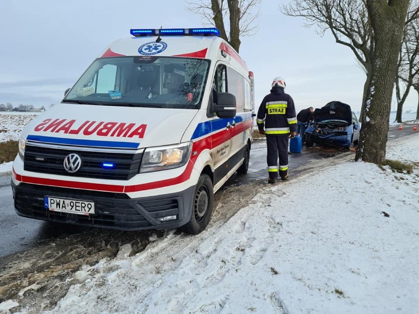 Wypadek na trasie Lipiny -Buszewo. Jedna osoba została przewieziona została do szpitala 