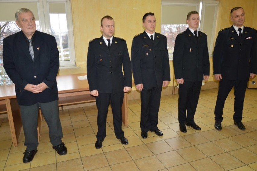  Zduńskowolscy strażacy uhonorowani za oddawanie krwi [zdjęcia]