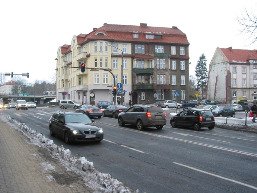 Skrzyżowanie ul. Tuwima, Kołłątaja i Wita Stwosza, obecnie.