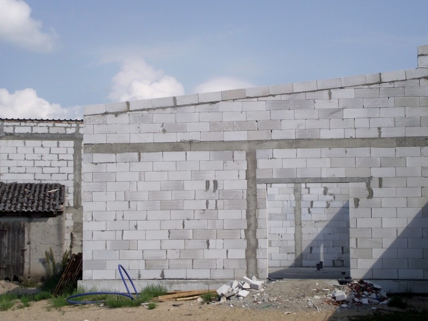 Zbąszyń: Wkrótce ruszą prace wykończeniowe przy sali wiejskiej w Perzynach                                              