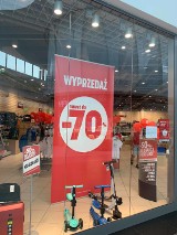 Września: Galeria Karuzela kusi wyprzedażami - wydasz na zakupy do 70%. Zobacz, gdzie się wybrać, by skorzystać z promocji [GALERIA]